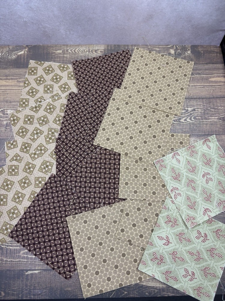 Pre-cut Vintage Fabric 3.5″ Squares Quilting 39 Squares