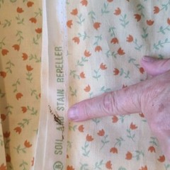 1 yd+ Vtg 1981 Wellman Fabrics 41″ x 56″ An American Legacy Floral Dupont Teflon