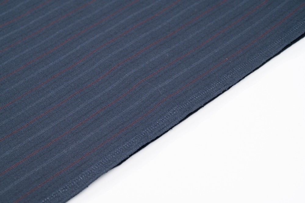 Vintage Navy Pinstripe Wool – 100% Virgin Wool – 265g – Alternate Red & Blue