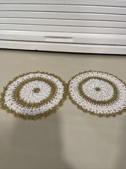2- 6” Doilies Round White And Gold