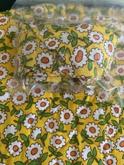 Vtg Double Side Quilted Material Contrast sides w role of fabric for bias tape
