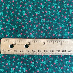 Vintage Ditsy Christmas Floral Fabric Green Cotton 43×43
