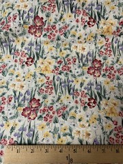 Vtg Floral Fabric By Fashion Ave For Fabri-Quilt Maroon Yellow Green Cream BTHY