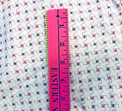 VTG Tiny Card Suits & Blue Dots in a Red Grid Pattern on Soft White BTFQ