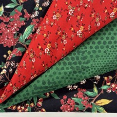 Vintage Christmas Floral Red Green Black Quilt Cotton Fabric 4 Yards
