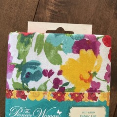 Brand New Pioneer Woman Breezy Blossom 1 YD Fabric Cut 100% Cotton Floral Spring