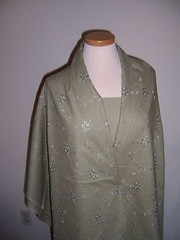 4yds OLIVE FAUX LINEN CO-ORDINATES EMBROIDERED ALL OVER & PLAIN FABRIC TO MATCH