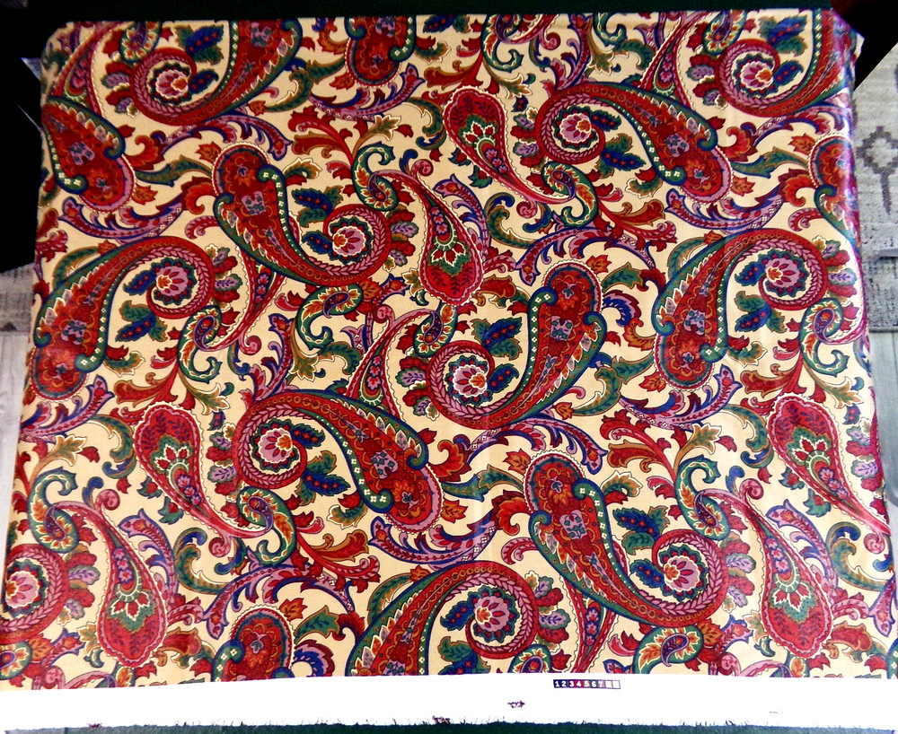 Stanley King Studio Warm PAISLEY Print Upholstery Fabric DuPont Teflon 4+ Yards