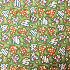 Sewing Notion Heart Shape Toss Sewing Quilting Fabric Green Yellow Cotton New