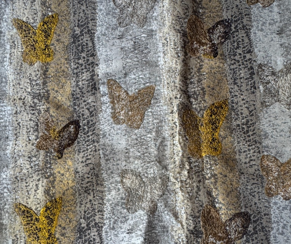 Groundworks Hunt Stonem Fritillery Neutrals Designer 24×24″ Fabric Remnant
