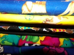 DOGS puppy BONES paw animal Cotton quilt FABRIC U-Pick SEE INFO 1/2 Yd BTHY