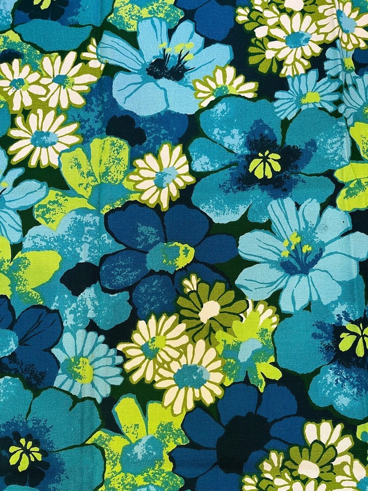 Blue Flower Power Fabric | House ‘N Home Fabrics & Draperies Inc. | 50″ x 44″