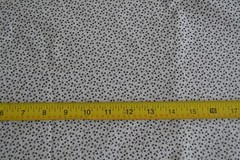 By 1/2 Yd, Vintage, Black Calico on White Quilt Cotton, P&B/Sampou, N1118