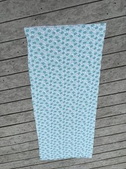 Vtg 1970s White Knit With Turquoise Flowers Sewing Fabric 61” X 26”