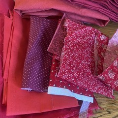 Lot of Cotton Quilting Fabric Prints/Florals/Solids 2+ Pounds Red/Black Scraps