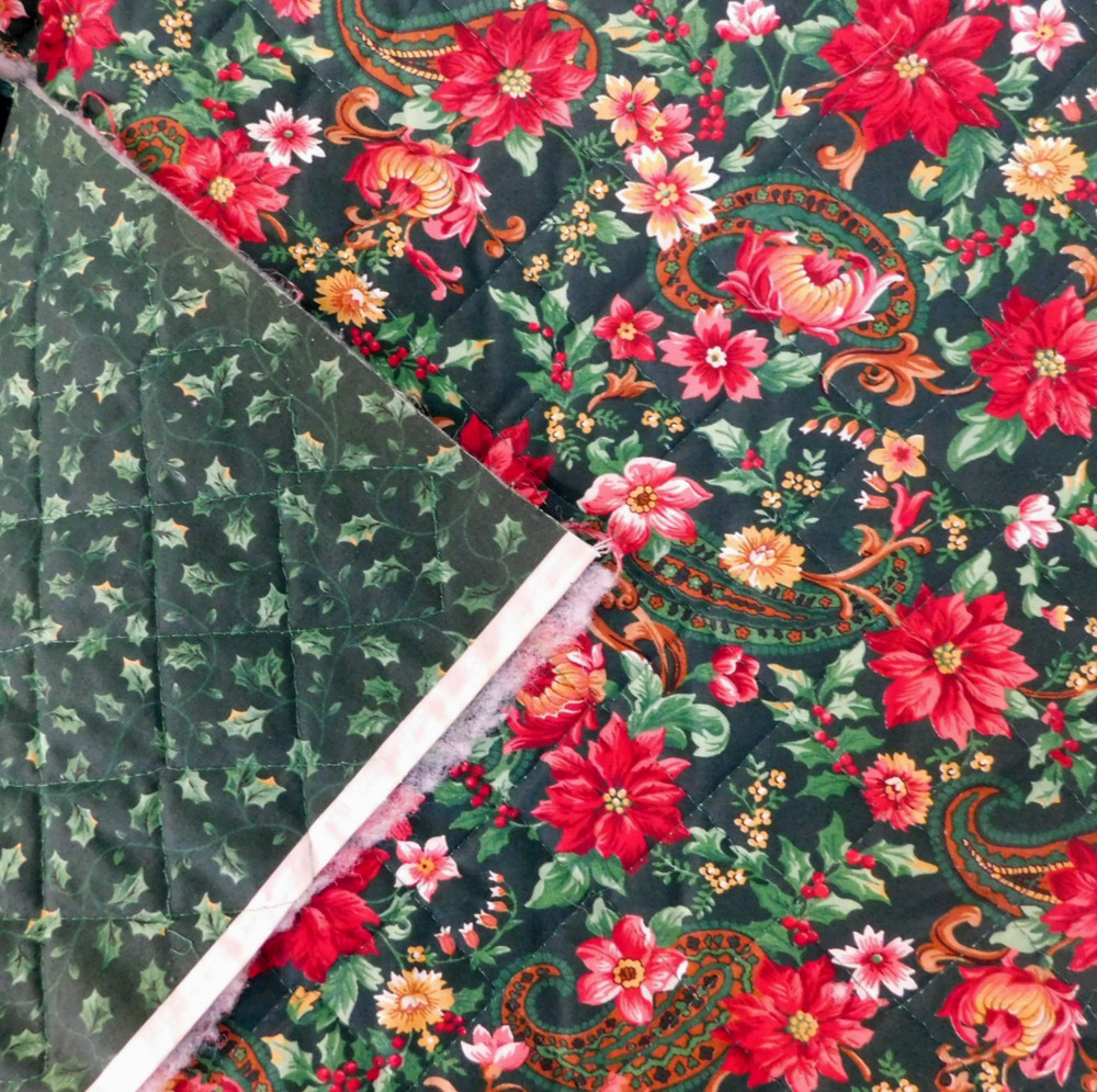 2.75 Yds x 41″ VIP Cranston PRE-QUILTED 2 Sided Poinsetta & Holly Holiday Fabric