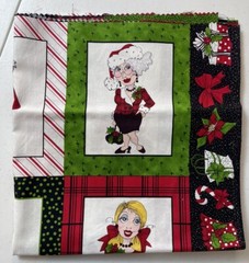 HOLIDAY DELIGHT Quilt Panel Loralie Harris Fabric Cotton Ladies 23”x43.5”