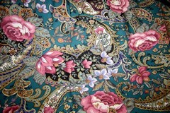 60 INCH WIDE LARGE FLORAL TAPESTRY WEIGHT FROM KENMILL – 100% COTTON FABRIC