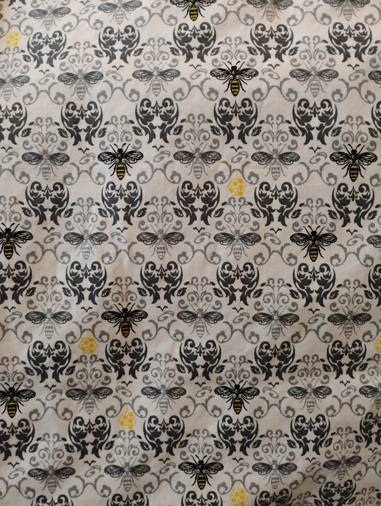 41″x67″ BUMBLE BEE Floral Small Swirl Honeycomb Beehive FABRIC COTTON