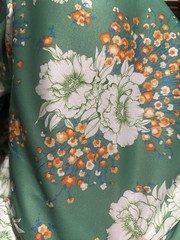15’8” x 5’6” Green Asian Floral Nylon Spandex Fabric New Stretchy Vintage Retro