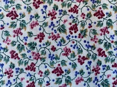VINTAGE CONCORD FABRIC~Tiny Grape Vines~RED PURPLE BERRIES~44×54~Quilt Cotton~