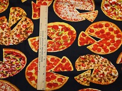 REALISTIC PIZZA in Black Timeless Treasures Cotton Fabric FAT QUARTER