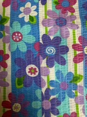 Fabric Lot 3 Yds 33 Ins 44 W “Mod Lilac Daisy Dance” Tutti Fruitti Purple Blue