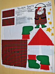 4 Vintage 1981 Dan River Apron & More Panel Pattern Sewing Lot Santa Floral