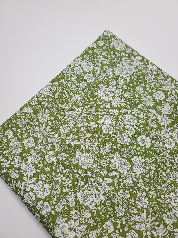 Liberty Fabrics 100% Cotton Florals Green Sew Quilt Craft NEW FAT QUARTER