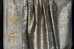 ANDRE DU DAUPHINÉ BY ART&DÉCOR Silk Taffeta, 100% Silk, col. Aurum, 2.2m x 1.4m