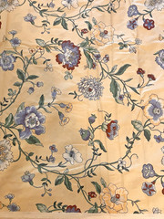10 Yards VTG 1981 Floral Bloomcraft Travis Luther Decorator Fabric