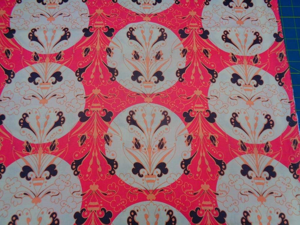 NOCHELLA – TOP DRAWER – Full Moon Pink Background – Very Cute 1 Yard Piece