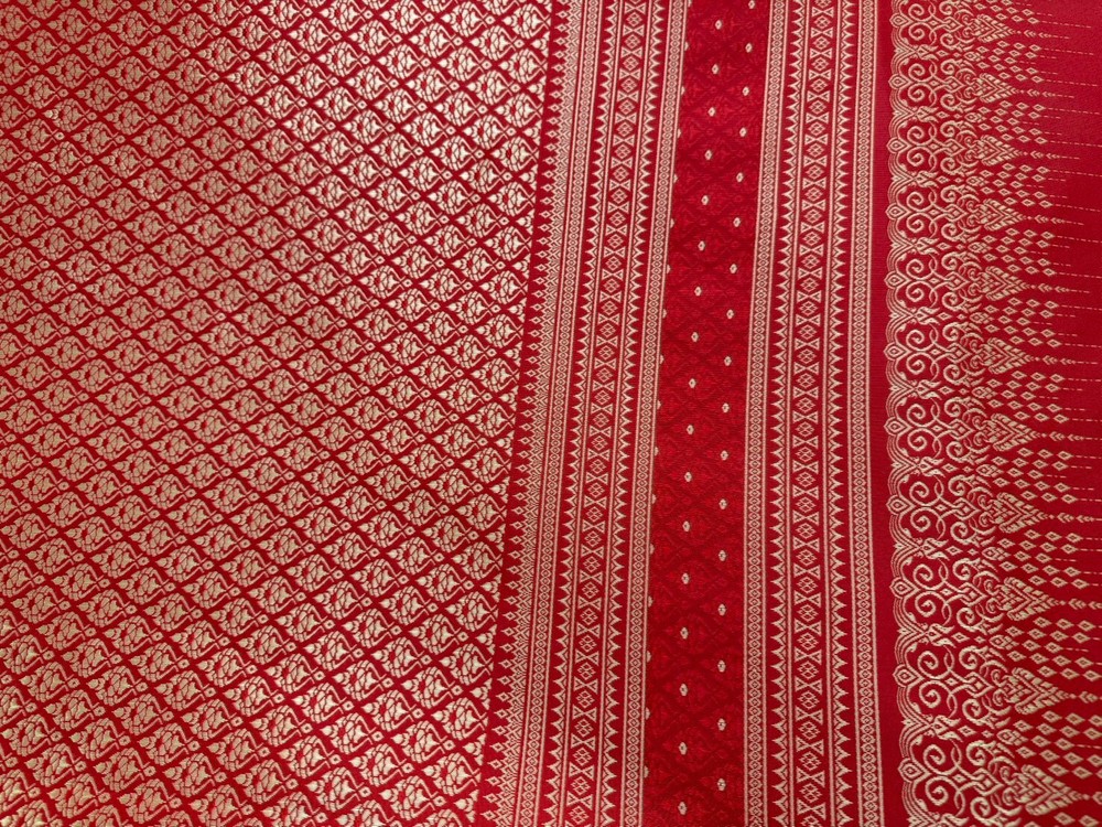 Red Thai Silk Traditional Woven Fabric Wedding Dress Damask Pattern 40″ Drape