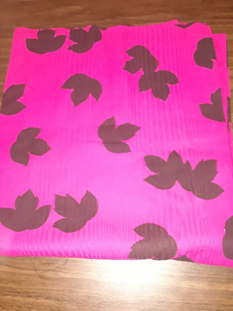 Raspberry Pink Ribbed knit fabric w/ Black leaves, soft & pretty 60“ x 1 3/4yds