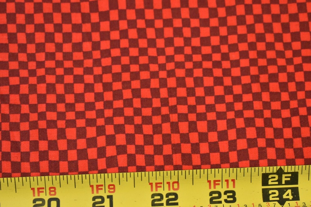 By 1/2 Yd, Burgundy & Red Wavy-Checked Quilt Cotton, P2295