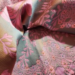 5 YARDS LOT PINK METALLIC BROCADE FABRIC 54″ FLORAL EMBOSSED SCALLOPED EDGE
