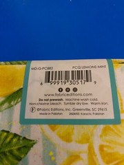BRAND NEW CREATE IT 100% COTTON LEMONS PRECUT SEWING AND CRAFT FABRIC 18X21