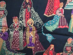 Christmas ROYALITY PEOPLE Gold VTG. Hancock Minnesota Fabric RARE SBTY X
