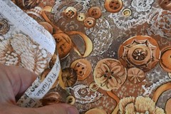 By 1/2 Yd, Vintage, Brown Gold Tan Buttons, P&B/Sampou/”Victorian Wheeling”,V870