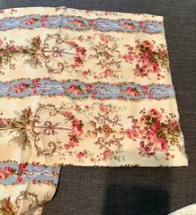 Anibella’s by Anna Fishkin for Red Rooster Fabrics – Border Stripe 29-1/2″ x 40″