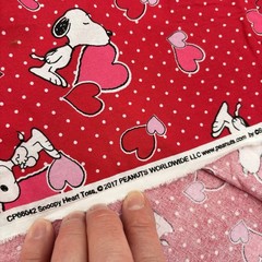 1 Yard x 43” PEANUTS SNOOPY HEART TOSS VALENTINE POLKA DOTS FABRIC RED CP66042