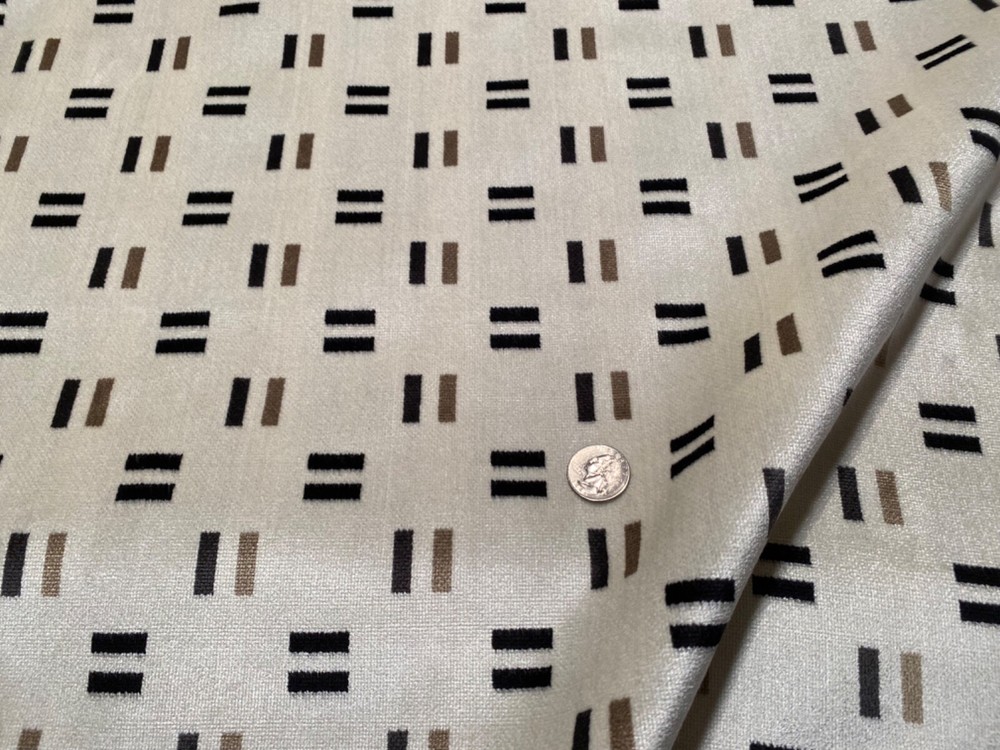 2YD KIRKBY K5219/01 Hammersmith Monochrome 100% Viscose Pile Geo Velvet Fabric