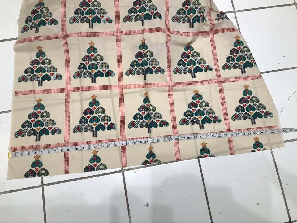 3 yards Christmas tree with buttons sewing fabric beige cheater quilt design