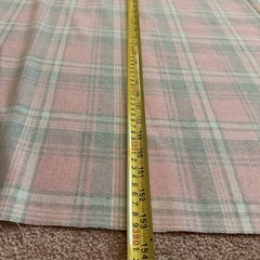 Vintage Woven Fabric 4.25 Yards Pink Gray Plaid 153×62 Reversible Lightweight