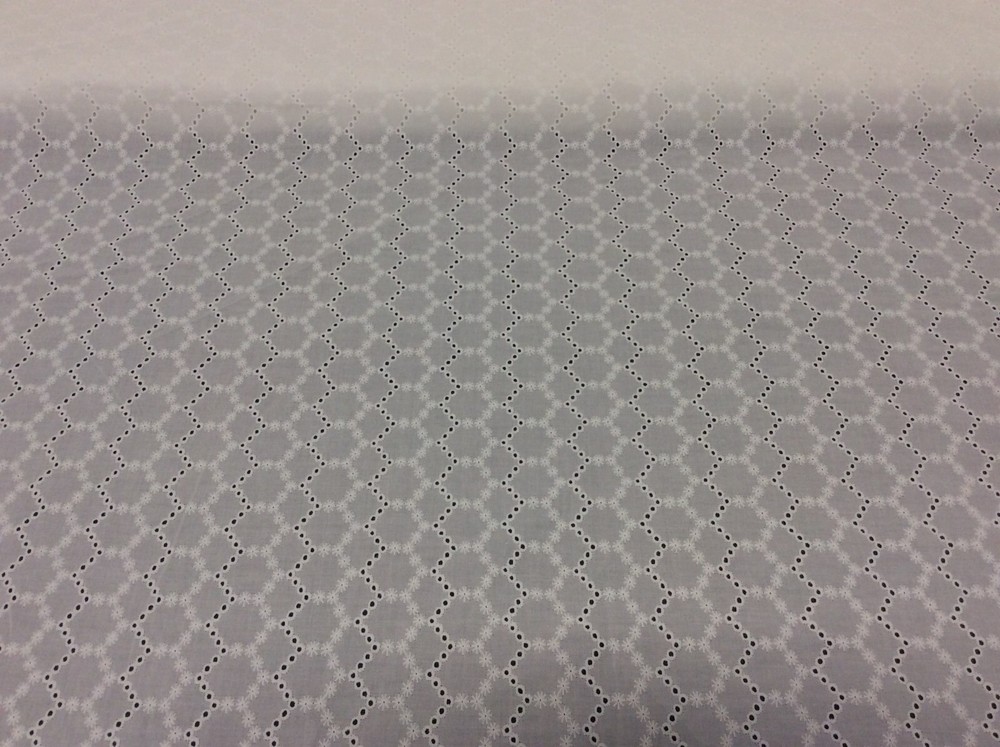 Hardy’sTextile100%Cotton Voile Embroidery Fabric DIY Craft Dress Skirt Shirt Top
