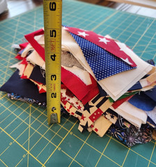 Fabric lot 1 Pound Pieces Remnants Scraps Quilting Craft Small Swatches