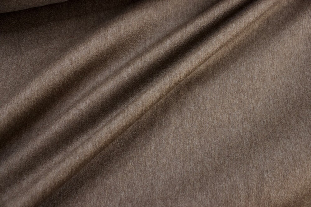 2.5m cashmere & wool blend / overcoat fabric made in Italy