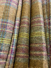 Fine Italian Plaid Wool – Nanette Lepore End Bolt – Gorgeous Drape INSANELY SOFT