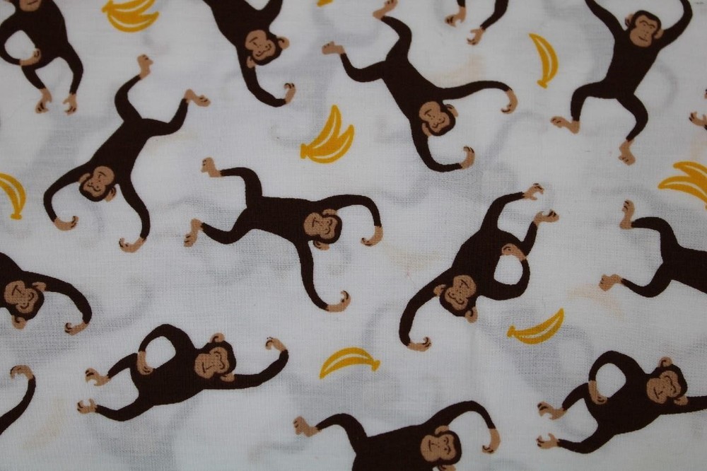 1 YARD SEVENBERRY MONKEY COTTON FABRIC~BANANAS~BROWN~45″WIDE~WHITE BACKGROUND