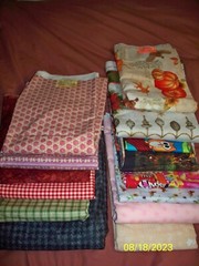 ASSORTED COTTON QUILTING FABRIC & PANELS – RED ROOSTER – U-PICK 1